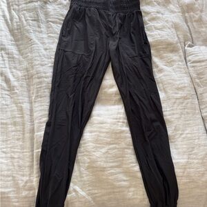 Vitality black Swift Jogger pants